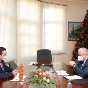 Средба на градоначалникот Костадинов со рускиот амбасадор Сергеј Баздникин