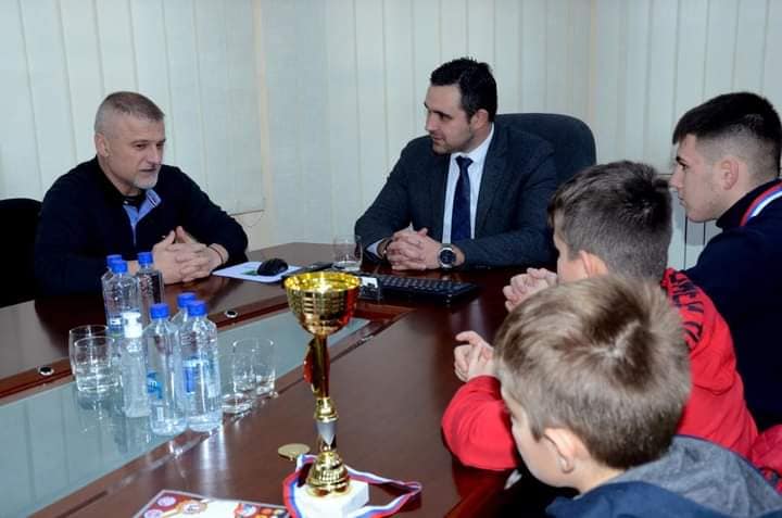 Шампионите од кикбокс клубот ТИМ ЗОРАН на прием во Општина Струмица кај Градоначалникот Костадин Костадинов