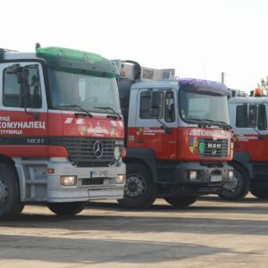 ЈПКД „Комуналец“ набави 5 нови половни возила за подигање комунален отпад