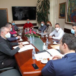 Костадинов одржа средба со директорот на Националната агенција за европски образовни програми и мобилност