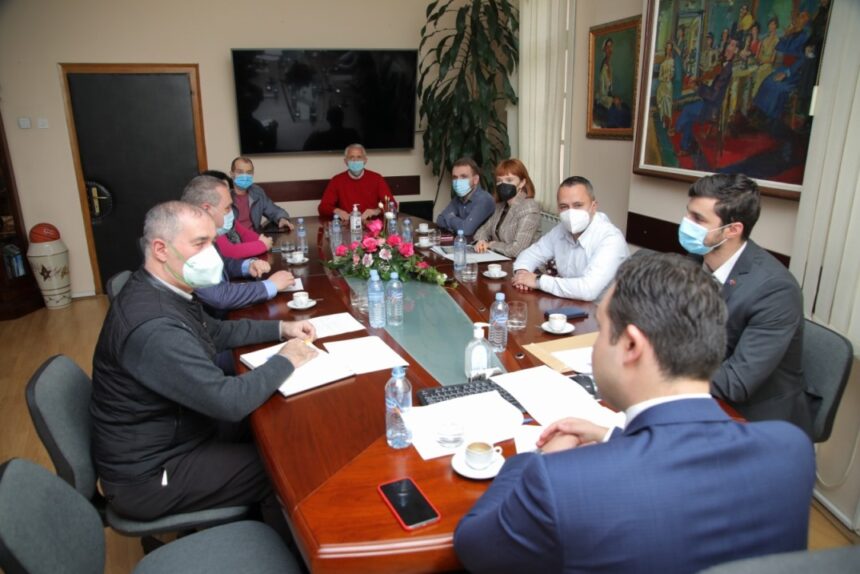 Костадинов одржа средба со директорот на Националната агенција за европски образовни програми и мобилност