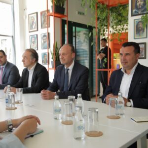 Градоначалникот Костадинов оствари средба со францускиот амбасадор Бомгартнер