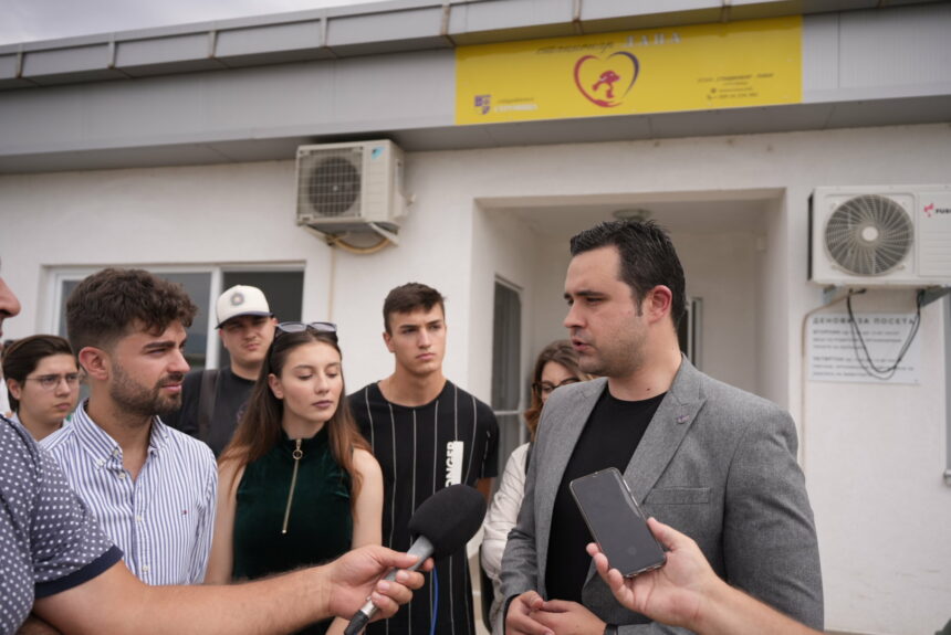 Градоначалникот Костадинов и членовите на Локалниот младински совет го посетија Стационарот „Лана“