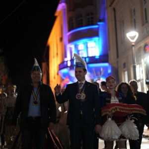 Градоначалникот Костадинов им го предаде клучот на градот на карневалџиите