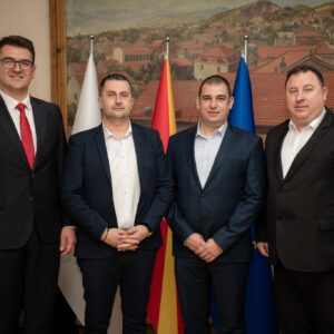 Градоначалникот Јанков оствари средба со градоначалниците од соседните општини