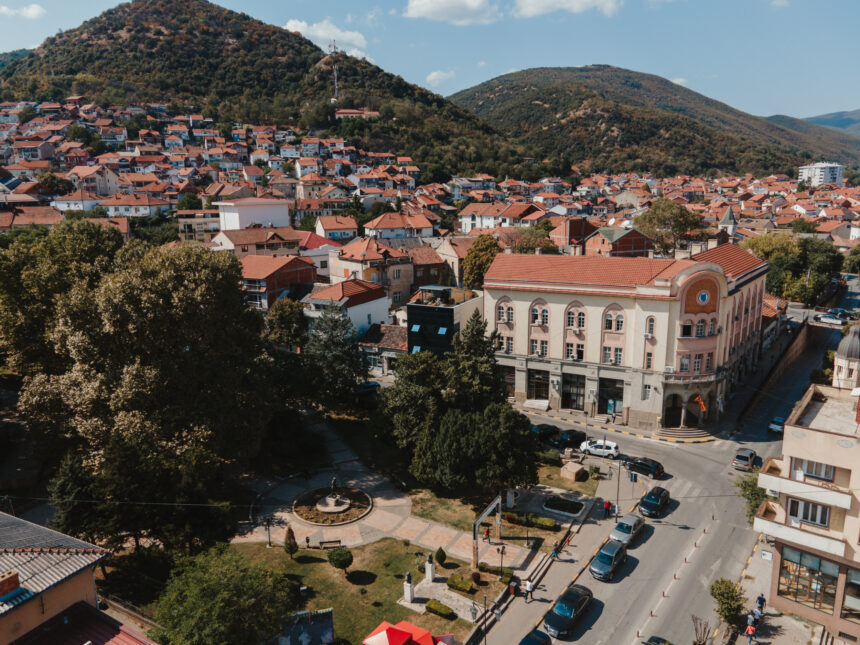 Општина Струмица е надлежна за Б-интегрирана еколошка дозвола, а за А-интегрирана еколошка дозвола надлежно е Министерството за животна средина Општина Струмица е надлежна за Б-интегрирана еколошка дозвола, а за А-интегрирана еколошка дозвола надлежно е Министерството за животна средина