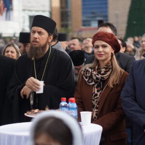 Празник на верата и љубовта – Бадникарска поворка и хуманитарен концерт