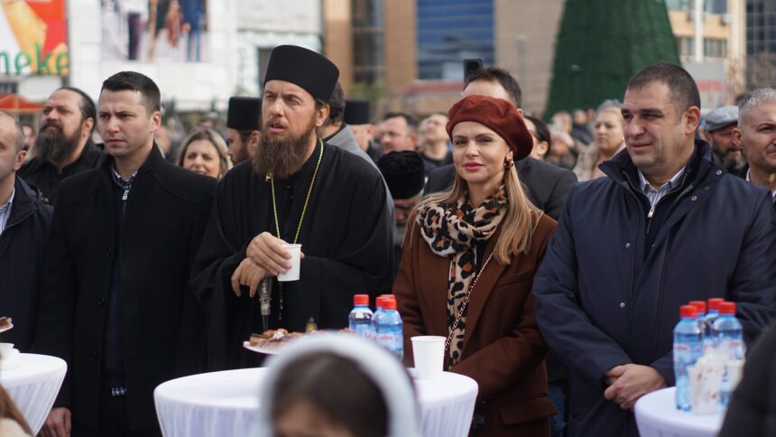 Празник на верата и љубовта – Бадникарска поворка и хуманитарен концерт Празник на верата и љубовта – Бадникарска поворка и хуманитарен концерт