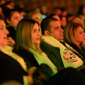 Карневалска магија на сцена: „Аладин и волшебната ламба“ го воодушеви Струмица