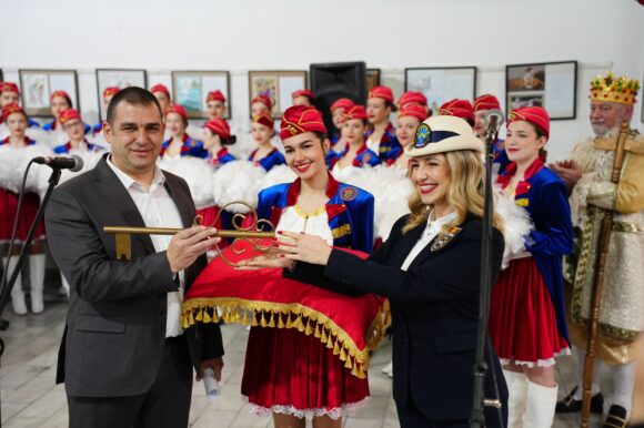 Завршија осумдневните карневалски свечености – вратен клучот на градот